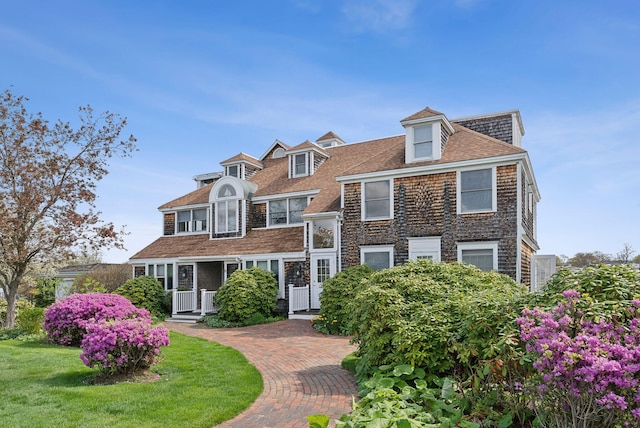 15 Christensen Ln Unit A1, Kennebunk, ME 04043 - shingle-style home with a shingled roof and a front yard