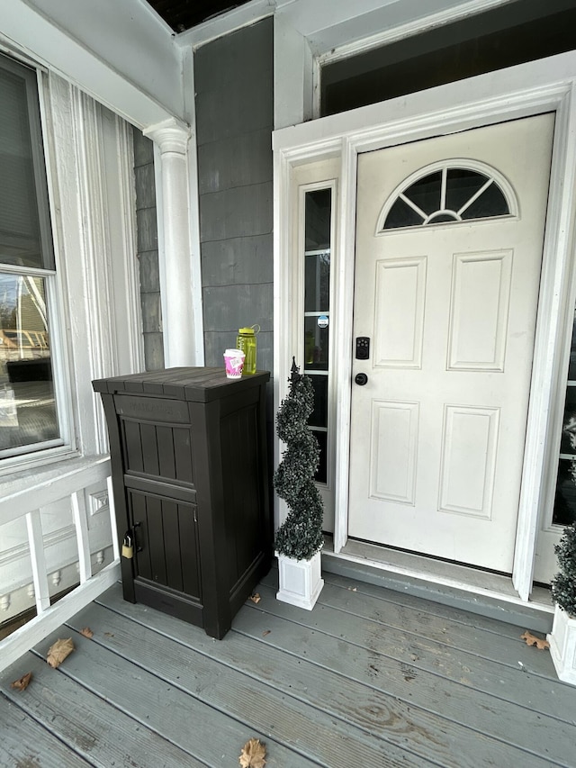 view of property entrance