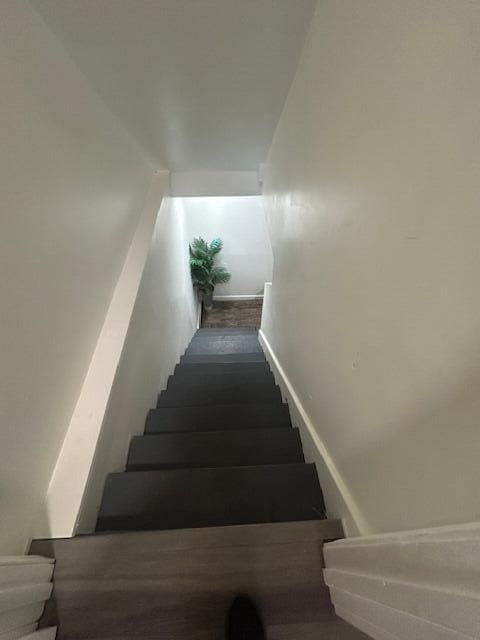 95 Yankee Ave, Bangor, ME 04401