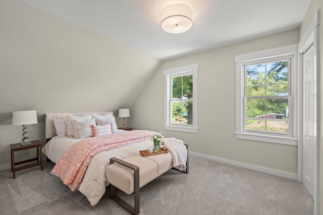 558 High St, West Gardiner, ME 04345 - bedroom with carpet floors, baseboards, and vaulted ceiling