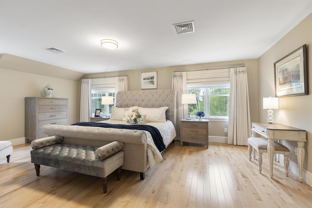 9 Edes Rd, Cumberland, ME 04021 - bedroom featuring light wood-style floors and baseboards