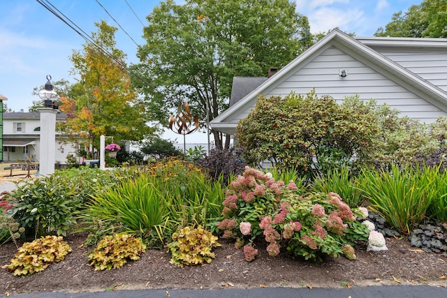 23 Amerescoggin Rd, Falmouth, ME 04105 - view of yard