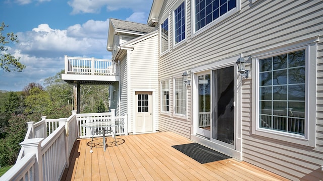 101 Parrott St, South Portland, ME 04106 - view of wooden terrace