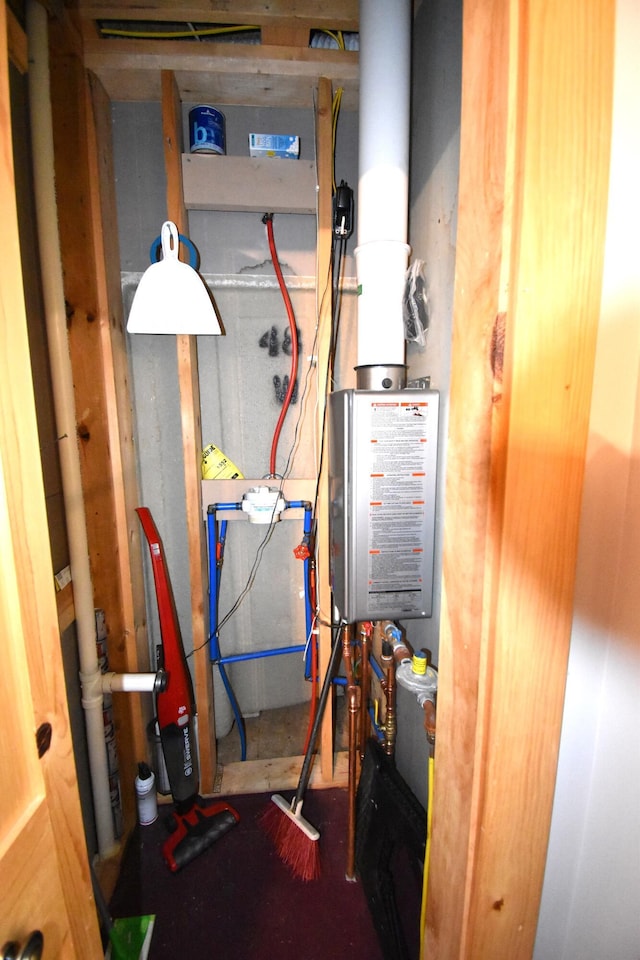 106 Shady Ln, Newport, ME 04953 - view of utility room