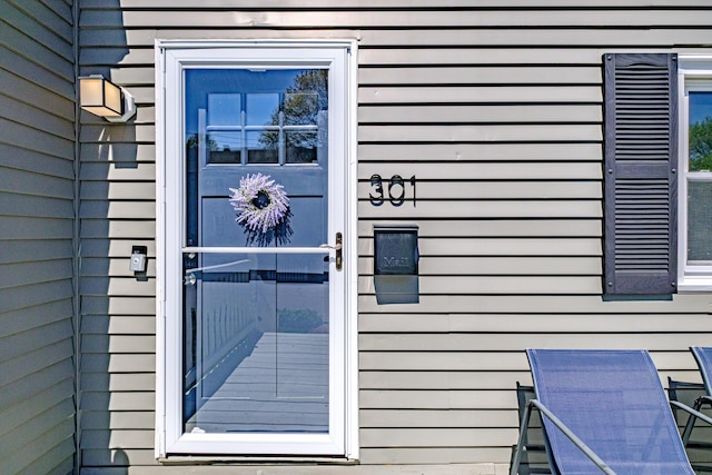 301 Sherwood St, Portland, ME 04103 - view of property entrance