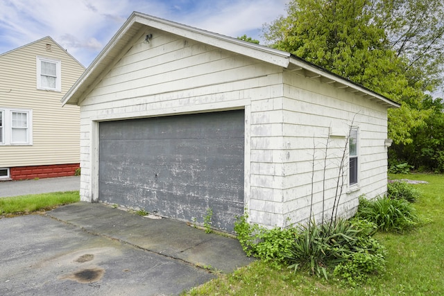 606 Main St, Sanford, ME 04083 - view of detached garage