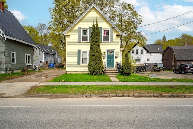 192 Wilson St, Brewer, ME 04412 - traditional home featuring entry steps and a residential view
