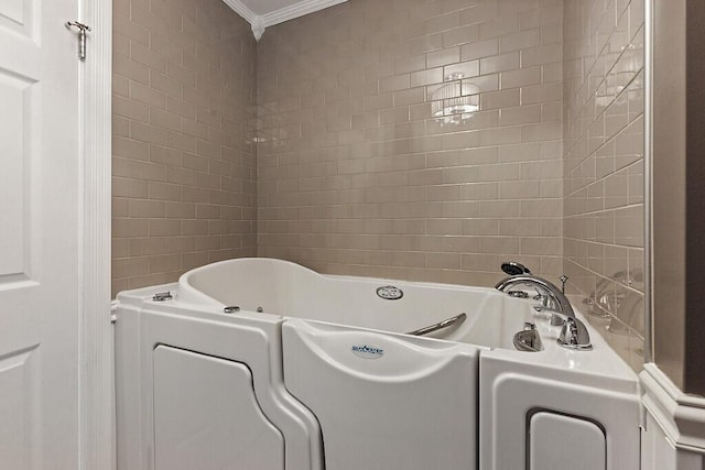 laundry area featuring ornamental molding