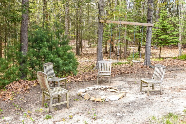 428 E Main St, Yarmouth, ME 04096 - view of yard