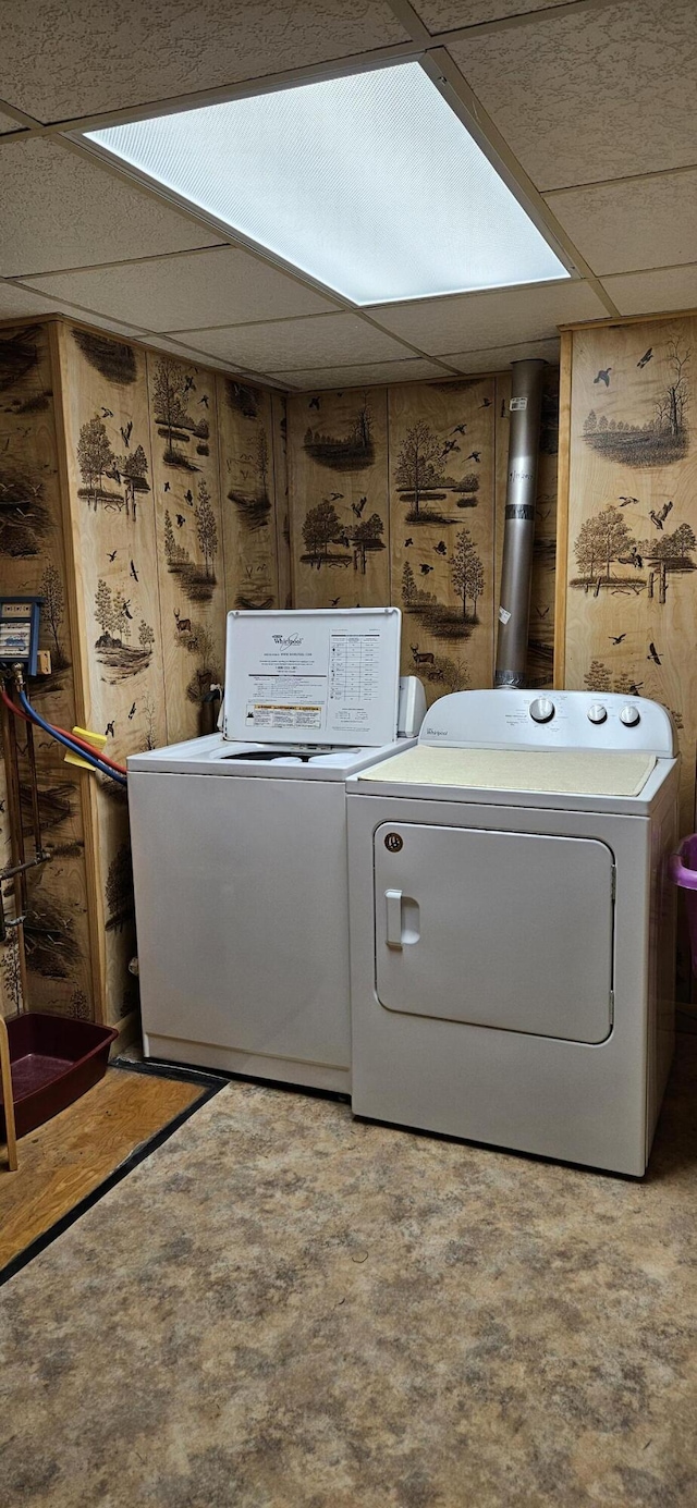 645 Kennebec St, Rumford, ME 04276 - laundry room with washing machine and clothes dryer