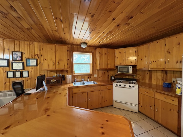 21 Smart Estates Dr, Lee, ME 04455 - photo 4