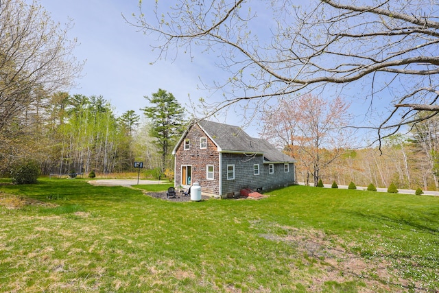 555 Meadow Rd, Topsham, ME 04086 - view of green lawn