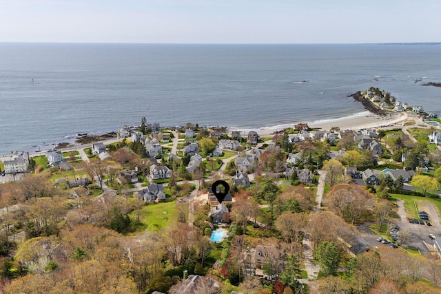 7 Clubhouse Dr, Kennebunk, ME 04043 - aerial view of property and surrounding area with a nearby body of water and nearby suburban area