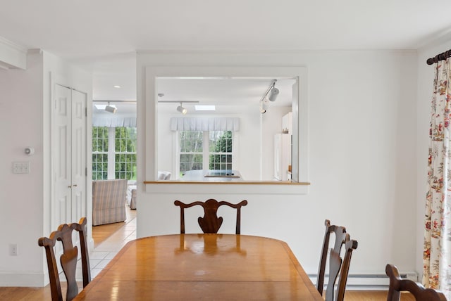 7 Clubhouse Dr, Kennebunk, ME 04043 - dining space with rail lighting
