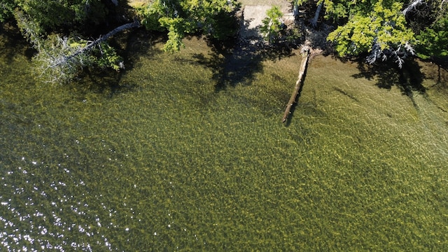 aerial view of property and surrounding area