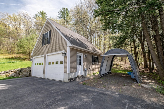 626 Wiscasset Rd, Pittston, ME 04345 - garage featuring a garage