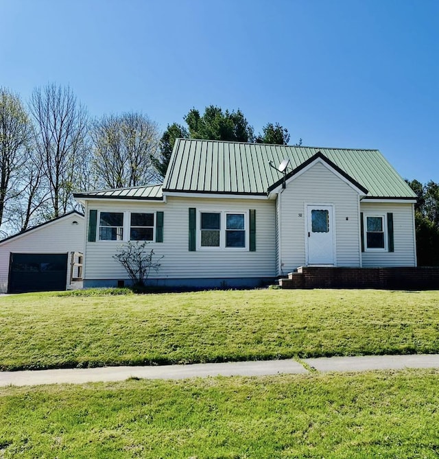 50 Spruce St, East Millinocket, ME 04430 - photo 2