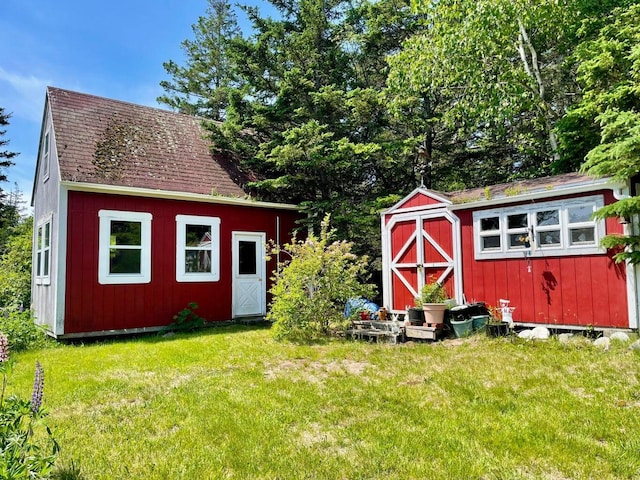210 Old Harbor Rd, Vinalhaven, ME 04863