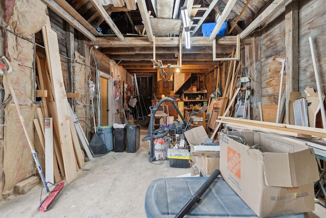 692 S St, Biddeford, ME 04005 - view of below grade area