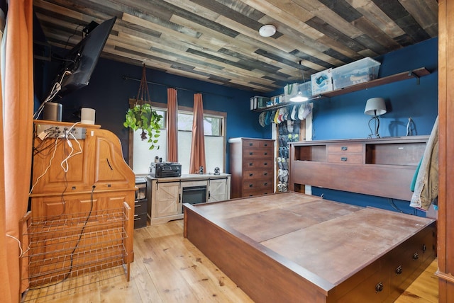 692 S St, Biddeford, ME 04005 - miscellaneous room with light wood finished floors