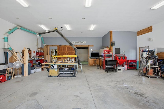 45AND57 Southgate Rd, Kennebunk, ME 04043 - garage featuring a workshop area
