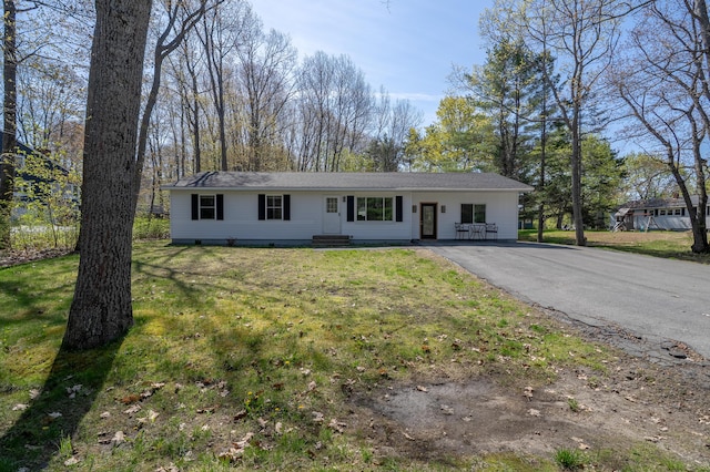 46 Silver Rdg, Veazie, ME 04401 - ranch-style home featuring asphalt driveway and a front yard