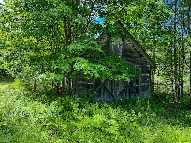 124 Common Rd, Dixfield, ME 04224
