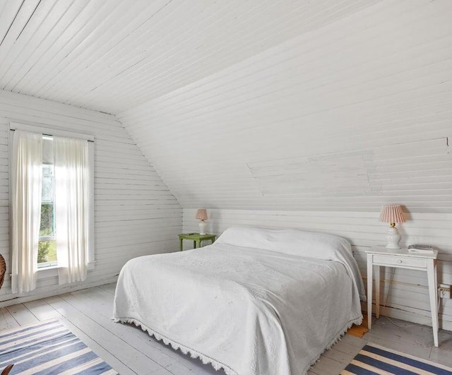 13 Bustins Is, Freeport, ME 04032 - bedroom featuring vaulted ceiling
