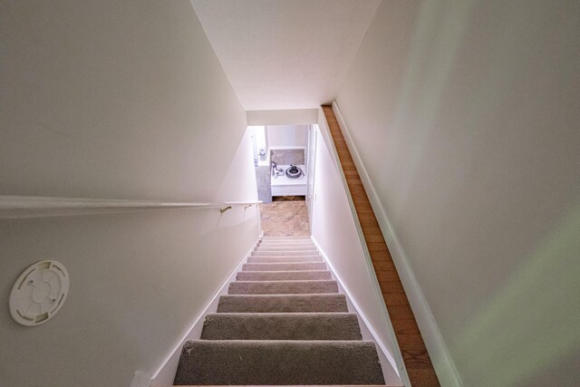 9 Eisenhower Ct, Naples, ME 04055 - stairs with baseboards