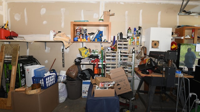 19 Pine Acres Dr, Cornish, ME 04020 - garage featuring a workshop area
