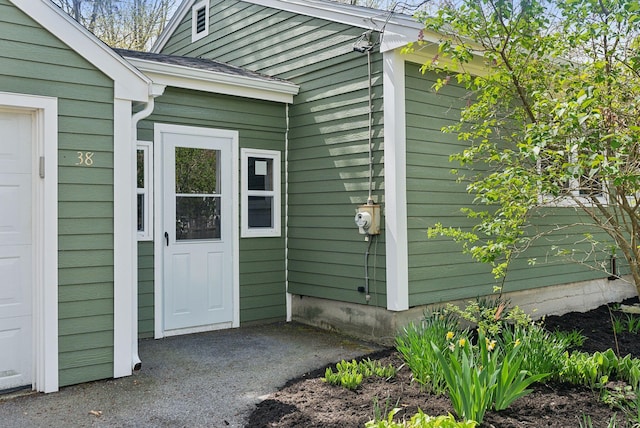 38 Falmouth Rd, Falmouth, ME 04105 - view of entrance to property