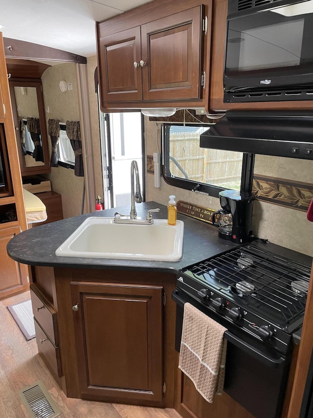 120 Birchwood Rd, Gray, ME 04039