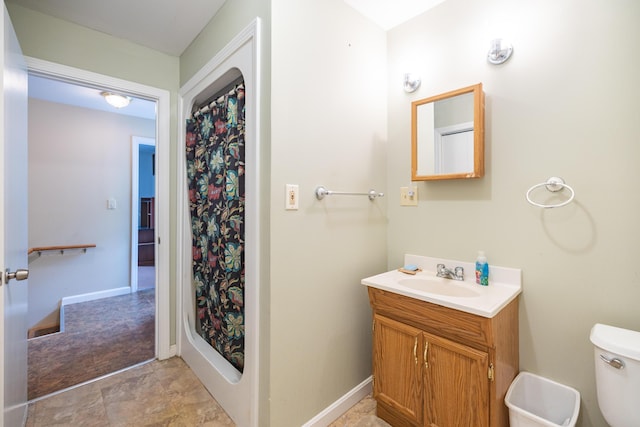 168 Beech Hill Rd, Auburn, ME 04210 - full bath featuring vanity, toilet, a shower with curtain, and baseboards
