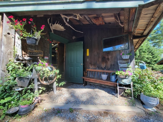 890 Salem Rd, Freeman Twp, ME 04983 - view of doorway to property