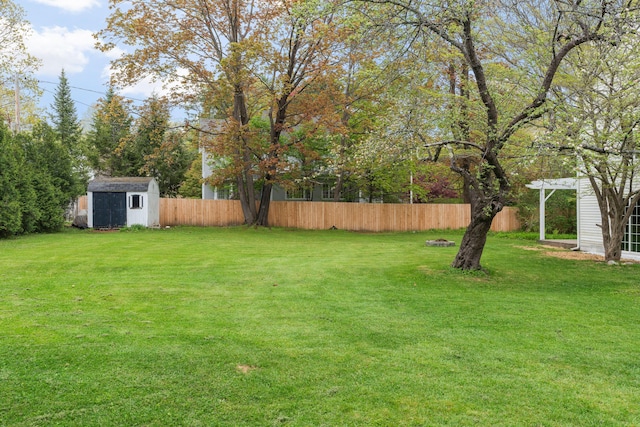 288 Foreside Rd, Falmouth, ME 04105 - view of yard