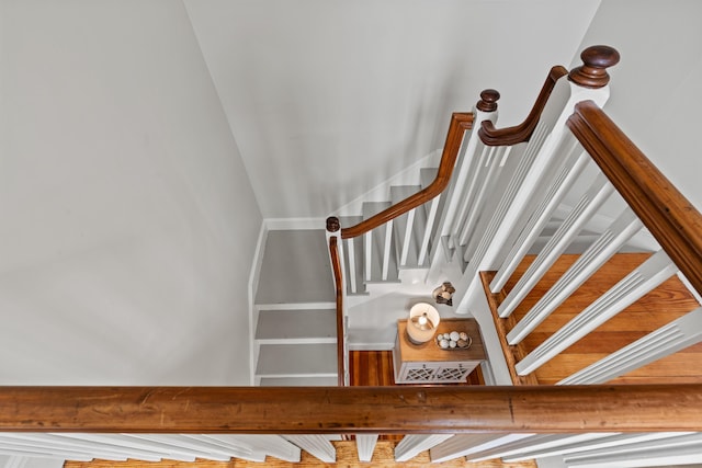 288 Foreside Rd, Falmouth, ME 04105 - view of staircase
