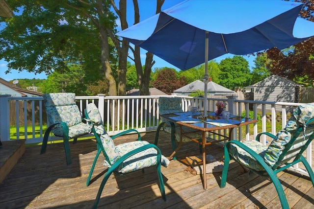 139 S Ave, Lewiston, ME 04240 - deck with outdoor dining space