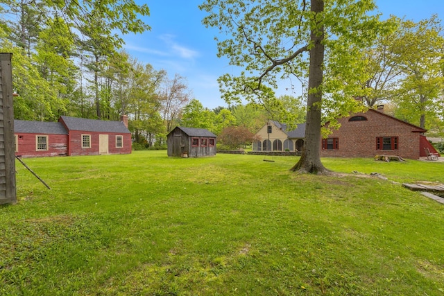 18 Laurel Ln, Eliot, ME 03903 - view of grassy yard