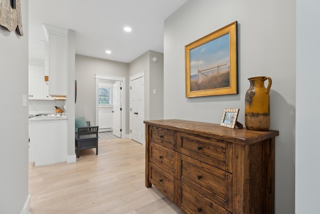 6 Roberts Ln, Kennebunkport, ME 04046 - hall featuring light wood-type flooring, recessed lighting, and baseboards