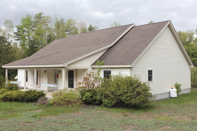 359 Beech Plains Rd, Buxton, ME 04093 - view of front facade featuring a shingled roof and a porch