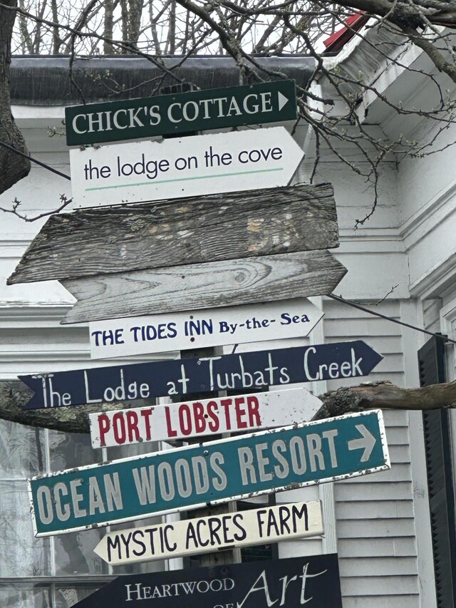 14 S Main St, Kennebunkport, ME 04046