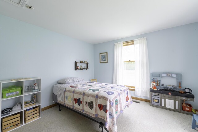 7 Salmon Run, Raymond, ME 04071 - carpeted bedroom with baseboards