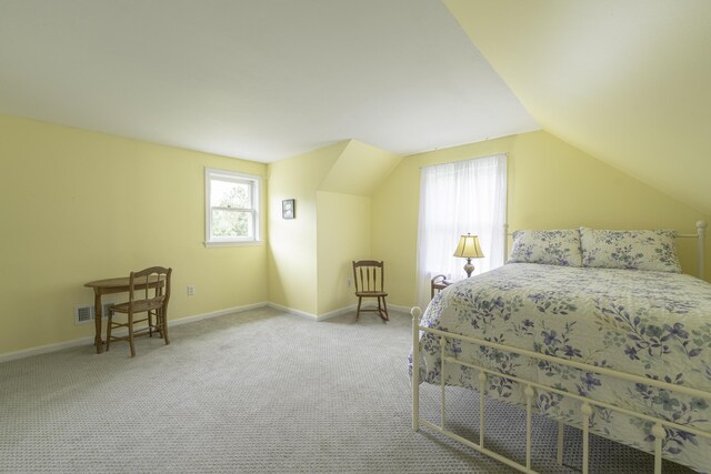 7 Salmon Run, Raymond, ME 04071 - carpeted bedroom with lofted ceiling and baseboards