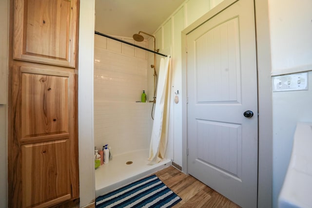 486 Main St, Orono, ME 04473 - full bath with a stall shower and wood finished floors