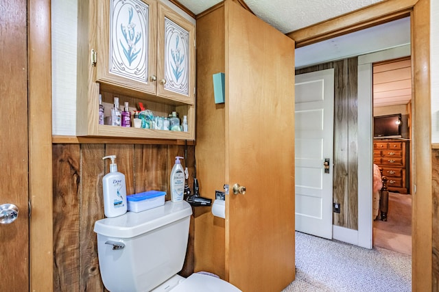 580 Norway Rd, Waterford, ME 04088 - bathroom with toilet