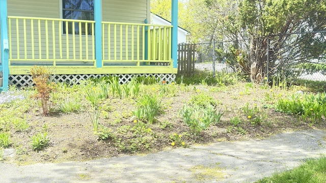 128 Fern St, Bangor, ME 04401 - exterior view of fence