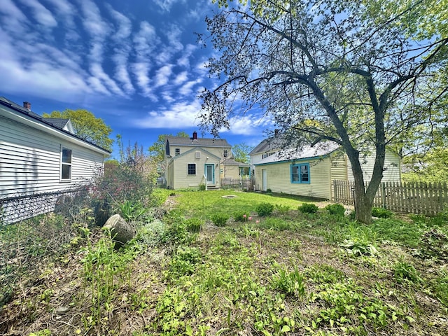 128 Fern St, Bangor, ME 04401 - view of yard with an outdoor structure