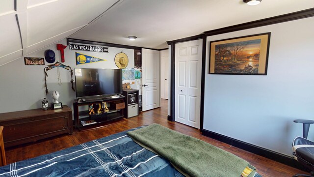 37 Enfield Rd, Lincoln, ME 04457 - living area featuring wood finished floors and lofted ceiling