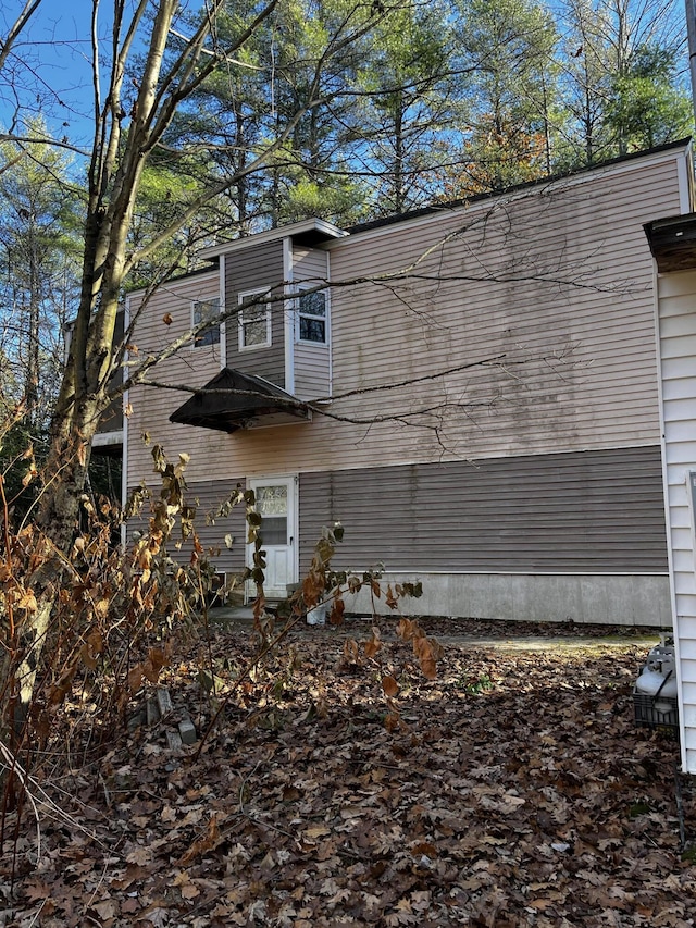 371 Carding Machine Rd, Bowdoinham, ME 04008 - view of side of home