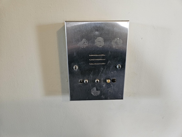 308 Bates St, Lewiston, ME 04240 - detailed view